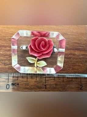 VTG Clear Acrylic Rose Brooch Pin Flower Floral